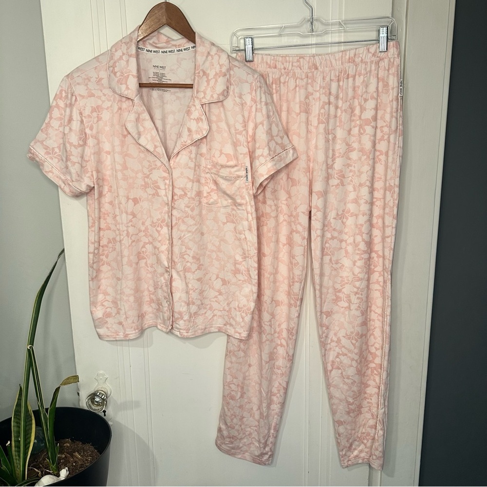 Nine West Cream Sleepwear Top and Pajama Pants Large - Picture 1 of 6